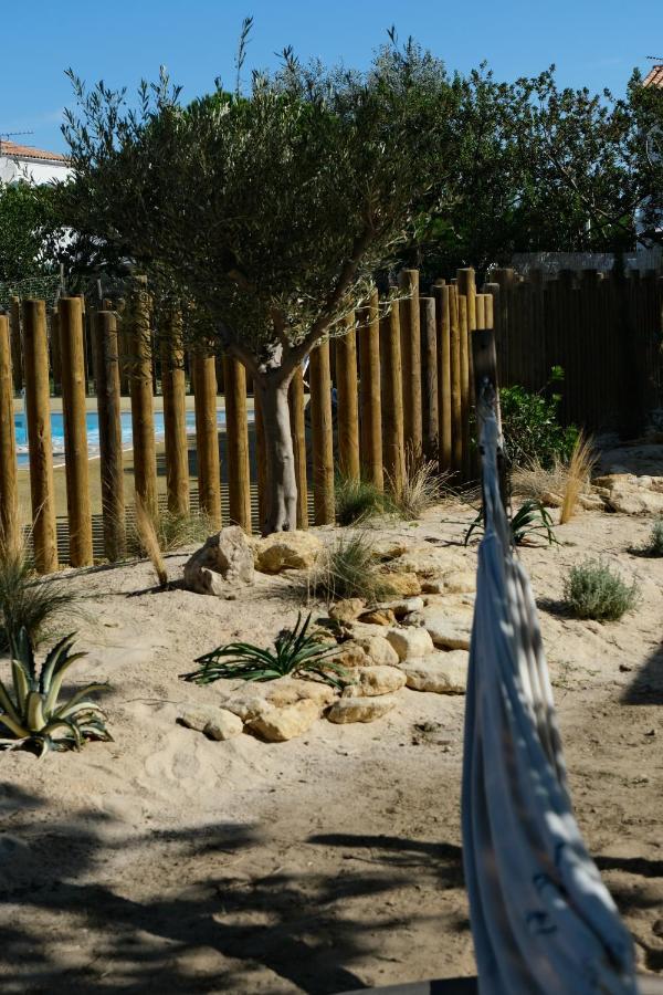 Camping La Pree Les Portes-en-Re Buitenkant foto