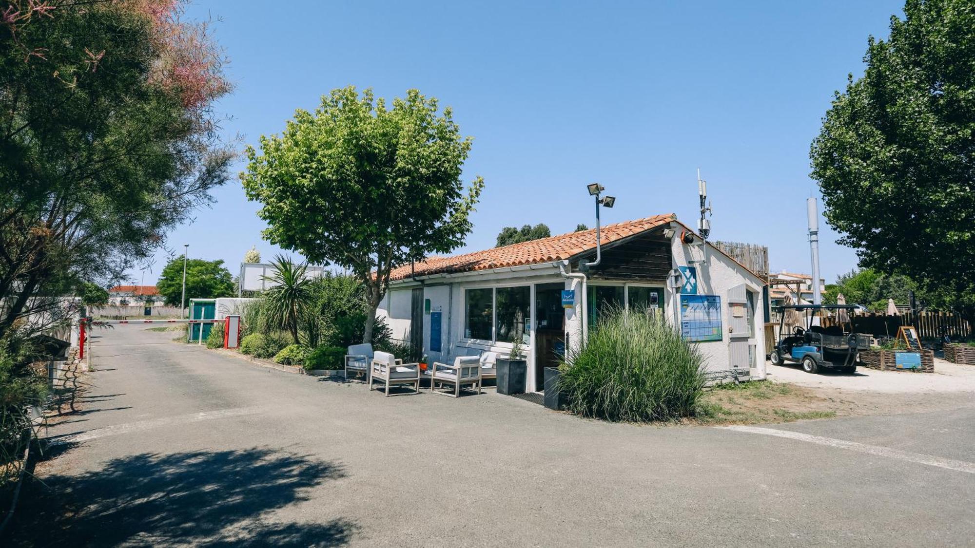 Camping La Pree Les Portes-en-Re Buitenkant foto